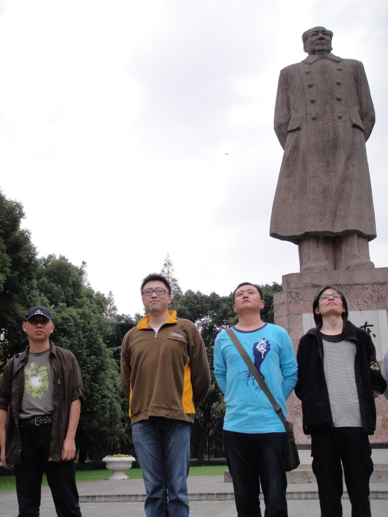 Mission complete - Take a picture in front of the Mao statue