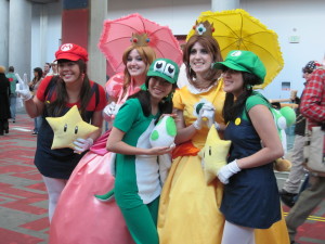 Mario_cosplayers_at_FanimeCon_2010-05-29_2